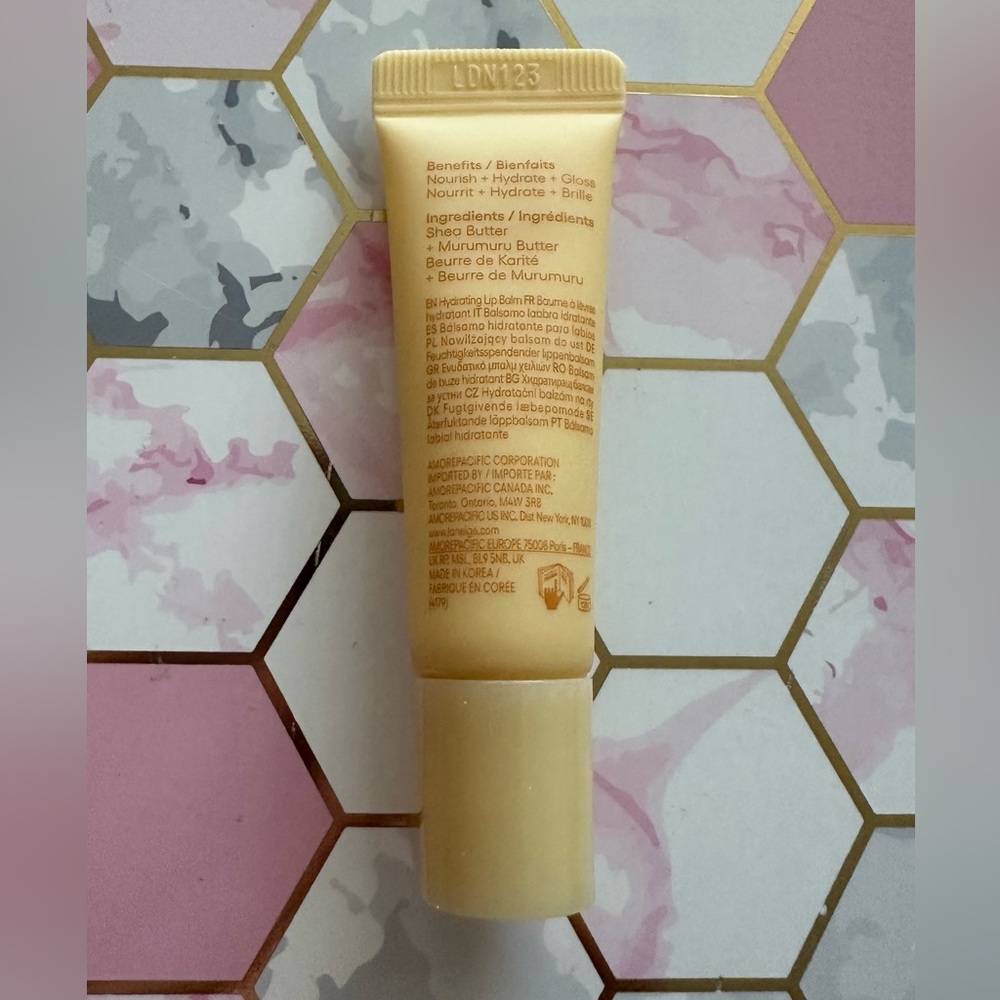LANEIGE Lip Glowy Balm - Picture 2 of 3